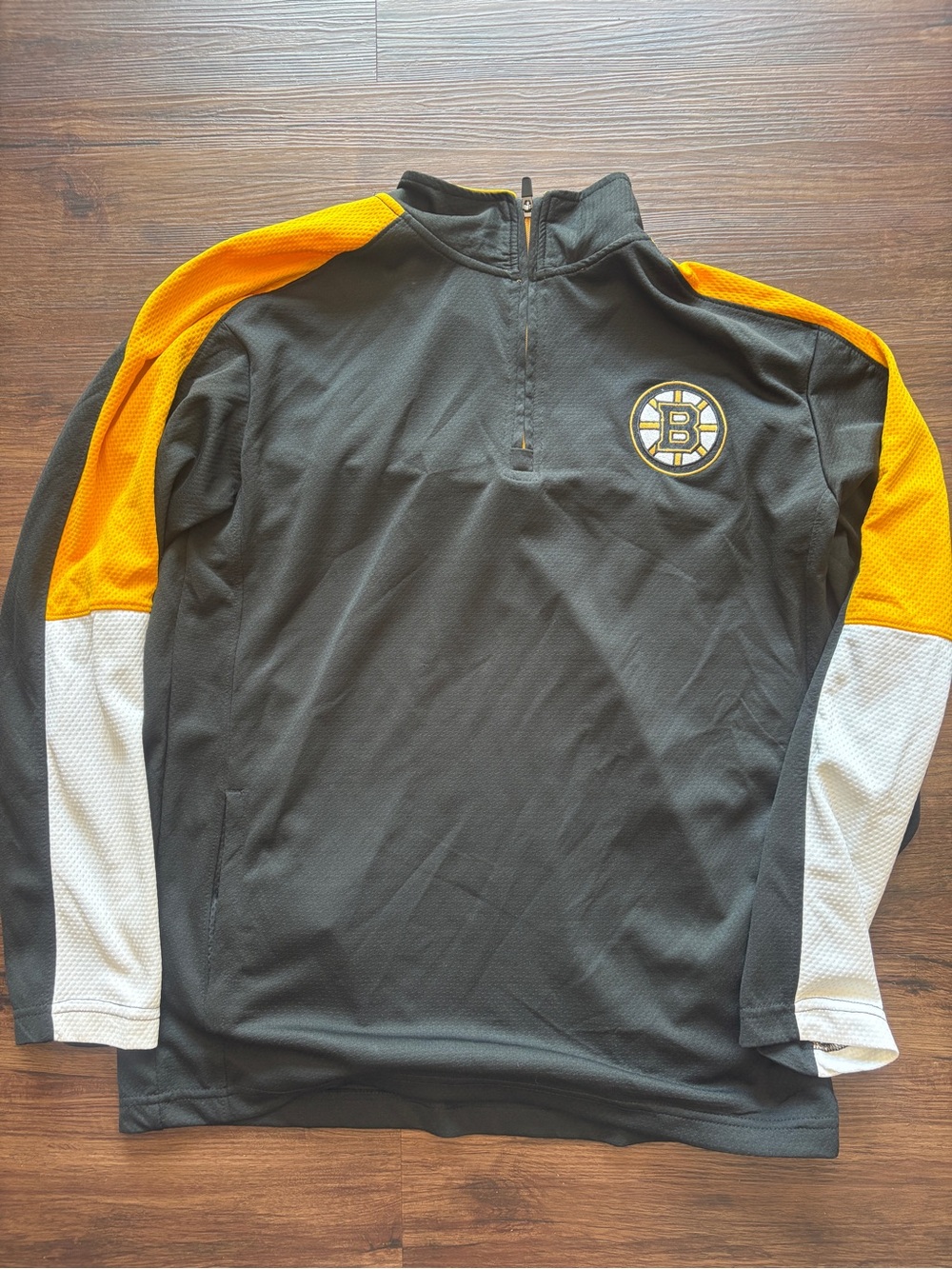NHL Boston Bruins Black, Gold & White Quarter-Zip Pullover. Lightweight